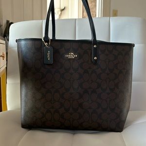 Large Reversible Coach Tote